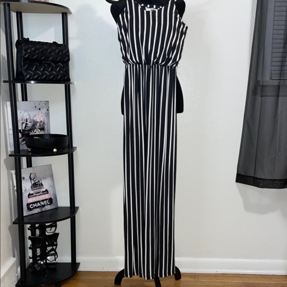Source Unknown Monochrome Striped Maxi Dress